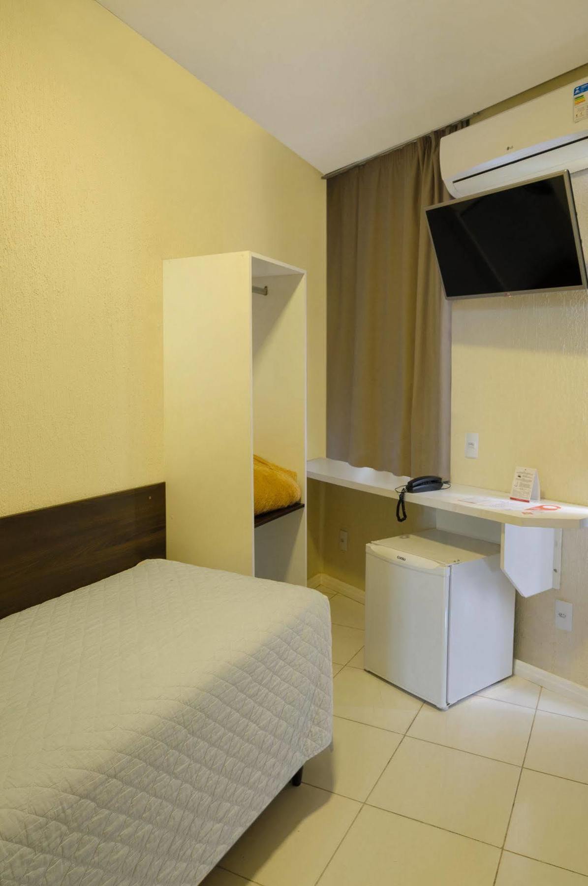 Elevado Hotel